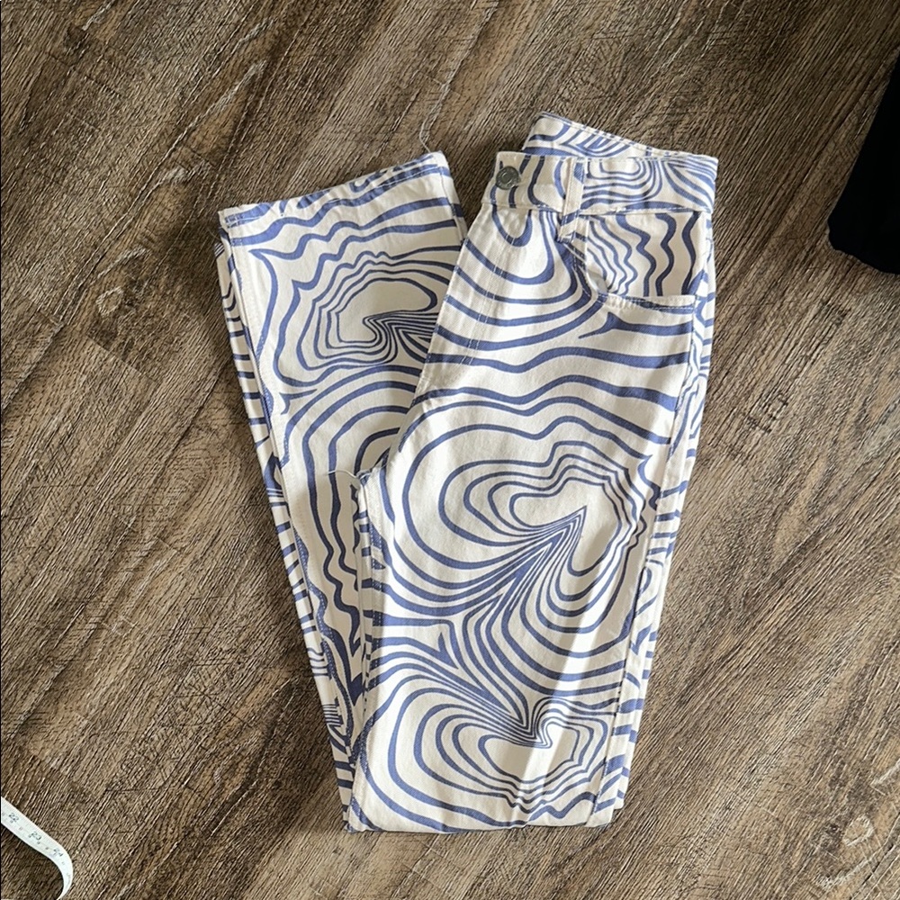 Zara Beige and Blue Patterned Pants